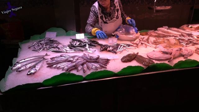 MERCADO DE LA BOQUERIA. Barcelona - España [4K] смотреть онлайн