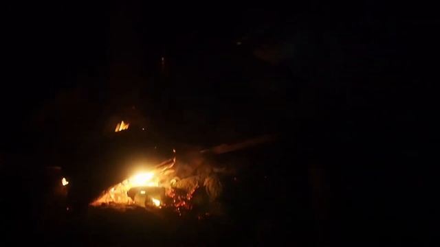 Что будет если газовый баллон разрубить топором смотреть онлайн