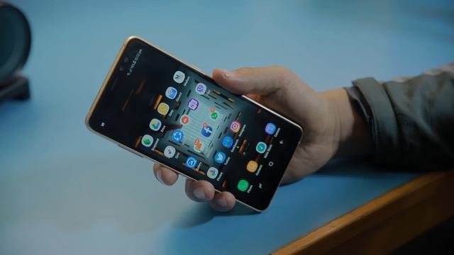Samsung Galaxy A8 Plus Review! смотреть онлайн