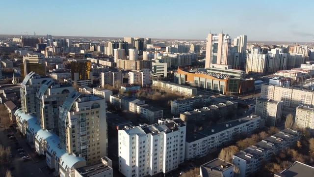 Аэро Памятник Кенесары Хану на Набережной Реки Есиль (Ишим) Апрель 2023 смотреть онлайн