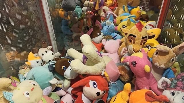 Играю в автомат с Игрушками #29 / Автомат Хватайка / Как достать большую игрушку? / Большая Игрушка смотреть онлайн