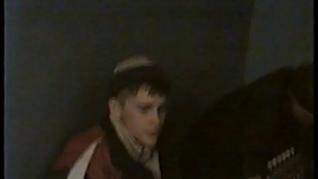 Зачем любовь - песня под гитару.mpg смотреть онлайн