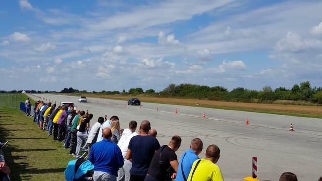 BMW 645Ci vs Fiat Punto 1.9jtdm 16v Osijek Street Race Show 06.09.2015. смотреть онлайн