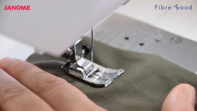 Janome Sewist 780 DC - HOW TO: sew with tripple stitch смотреть онлайн