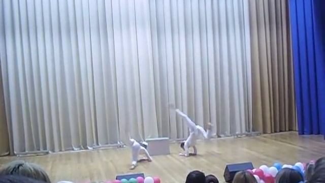 Хореографический коллектив " Импульс" СШ №8. Танец"Отражение". Г. Полоцк смотреть онлайн