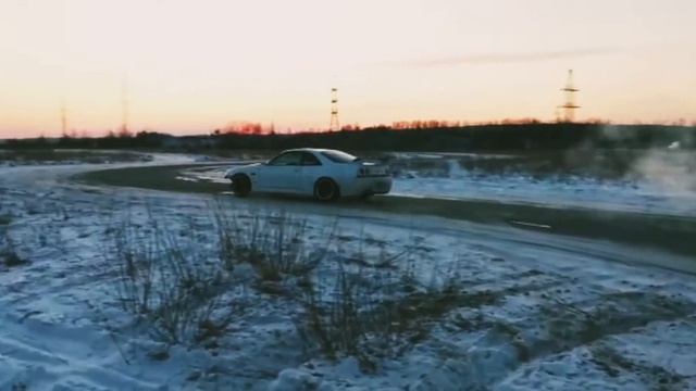 Nissan Skyline R33 смотреть онлайн