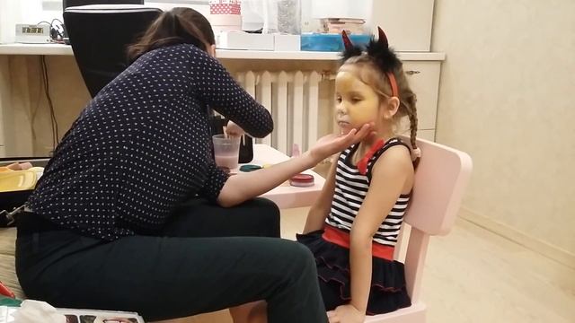 Превращение Киры в леопарда. Аквагрим. смотреть онлайн