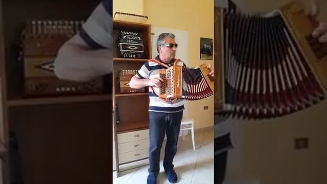 Giga Tosco emiliana,Beatrice Giuseppe,melodeon accordion diatonic,italian folk dance,Italian music смотреть онлайн