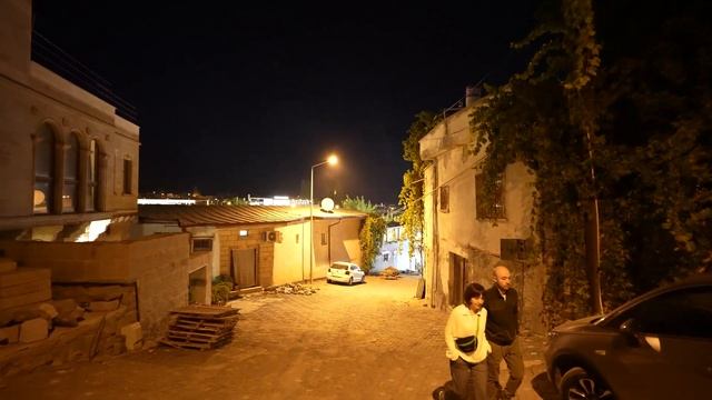 ?? Вечерняя прогулка по Гёреме: отели, рестораны, магазины смотреть онлайн