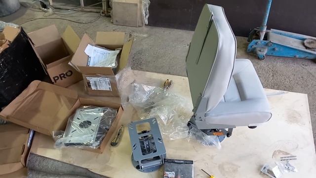 Замена сидушек на лодке Неман