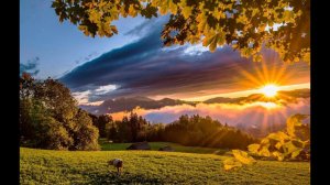 "Мчится дальняя дорога" (Солнышко лучисто, небеса так чисты). Монтаж Расходчиковой Ульяны.