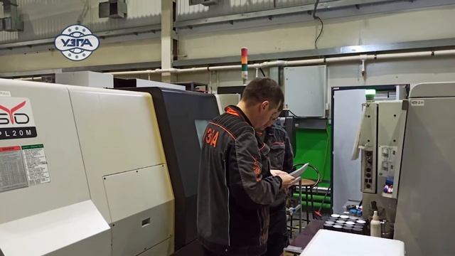 Оператор Максим Цуканов о работе на заводе смотреть онлайн