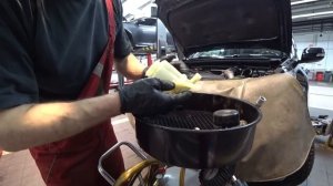 Замена масло в ГУРе.