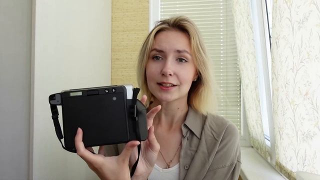обзор на Instax Wide 300 / сравнение с Instax Mini 9 / стоит ли тратить деньги?