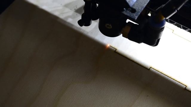Лазерная резка светильника на хэллоуин(laser cut lamp Halloween) смотреть онлайн