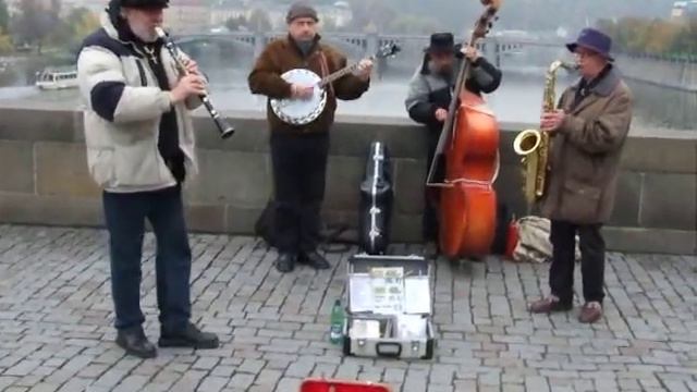 Mala Strana - Karlov Most - Swing смотреть онлайн