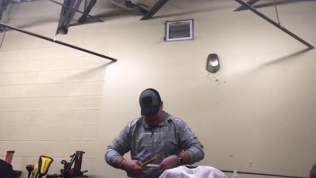 How to Regrip a Golf Club: Tutorial by Wedge Guys смотреть онлайн