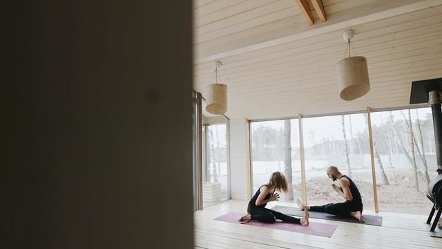 YOGA CLUB / каучуковый коврик для йоги смотреть онлайн