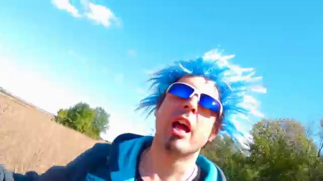 DIRTY WHITE - МАНИТ ЛЮБОВЬ (2015) смотреть онлайн