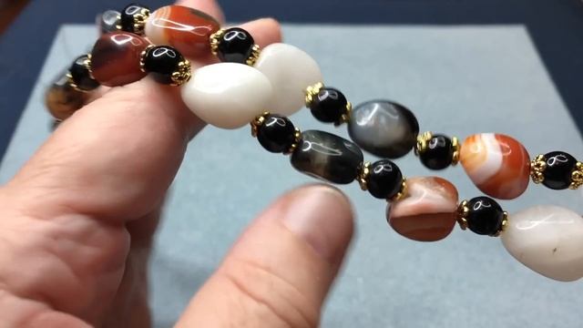 Бусы из индийских камней. Серьги и брошь из янтаря. Украшения для Татьяны из Питера. Часть 9. смотреть онлайн