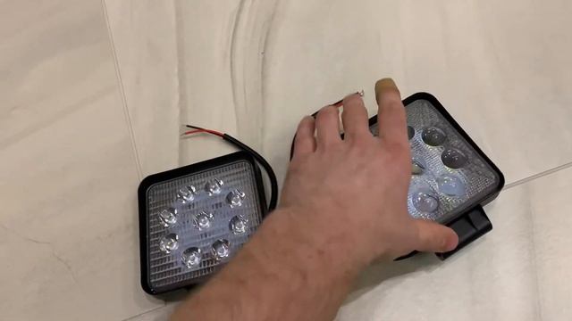 Фара светодиодная OFF-ROAD led квадратная 12/24 вольт 27w ближнего света GE-WSQ009F (SL30) смотреть онлайн