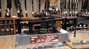 Оружейный магазин в США