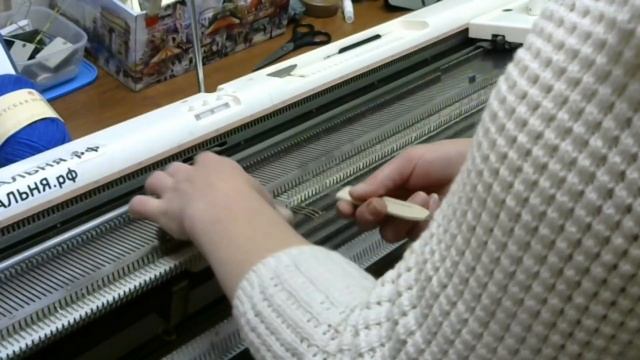 Мастер-класс вязания шапочки со складками, №51 #связалипобежали смотреть онлайн