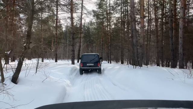 Лютый маршрут оказался лайтовым, мороз помог. #союзджиперовсамары #нива #снег смотреть онлайн