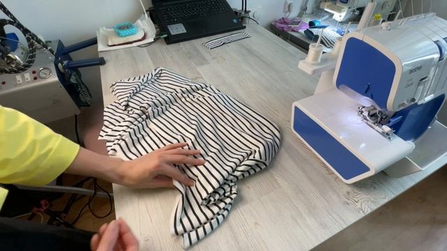 Тельняшка своими руками. Как совместить полоски при крое. смотреть онлайн