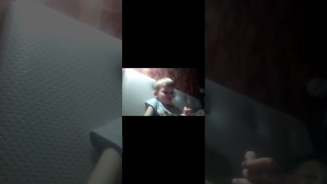 малыш учит стихотворение "шапка и шубка"СМОТРЕТЬ ДО КОНЦА смотреть онлайн