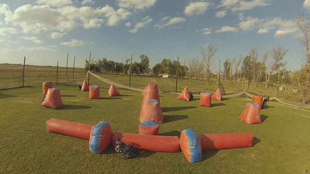 Entrenamiento de Terriers Paintball Team - GoPro смотреть онлайн