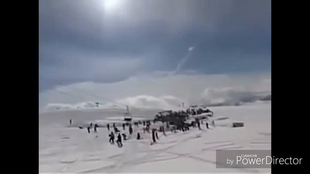 грузия подъемник сошел сума
Гудаури, Грузия 16 03 2018
Канатная дорога  Gudauri, Georgia
