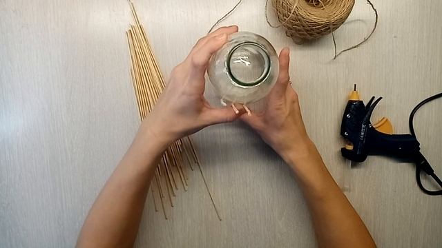 DIY Идеи декора Вазы из деревянных шпажек и джута смотреть онлайн