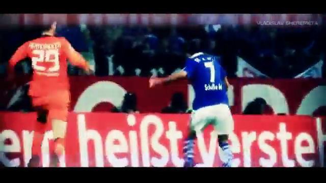 Raul Gonzalez Schalke 04 смотреть онлайн
