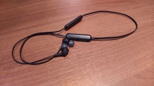 Обзор беспроводных наушников Sony WI-XB400