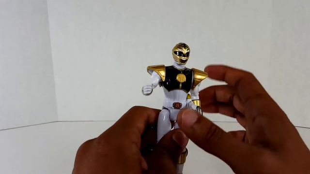 Power Rangers The Movie 5 inch White Ranger figure unboxing! смотреть онлайн
