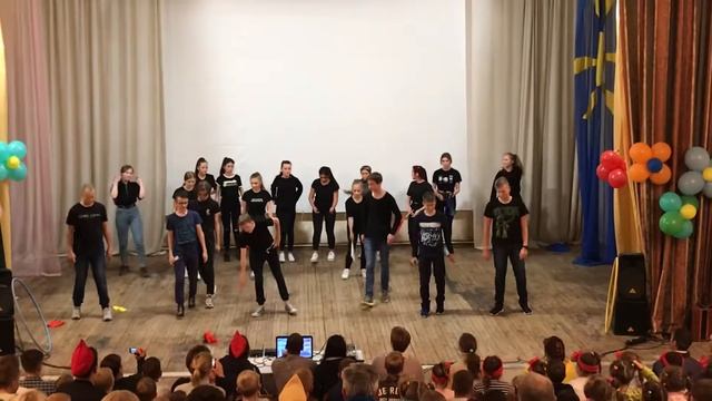 Спортивный танец. 2 отряд. 3 смена. Яльчик 2019. смотреть онлайн