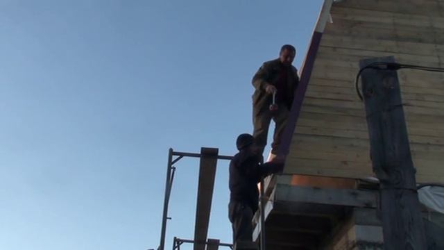 13 часть. Строительство мансардной крыши. Устройство обрешетки, установка металлочерепицы. смотреть онлайн