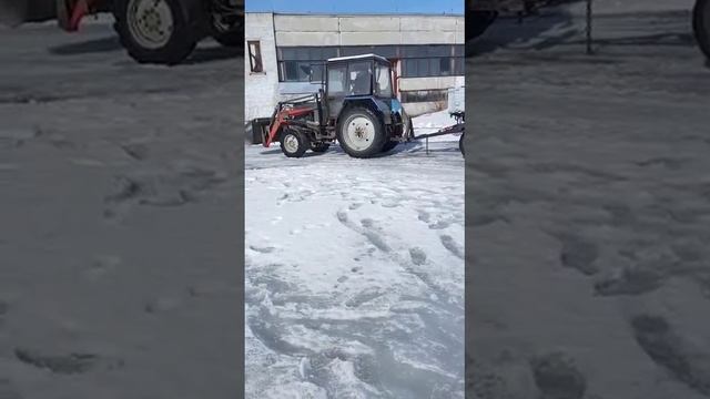 Тракторист категории С (колесные машины с двигателем мощностью от 25,7 кВт до 110,3 кВт)