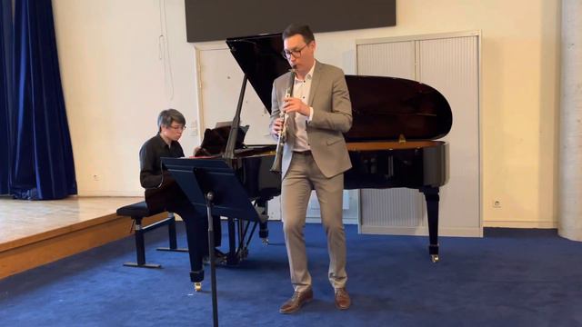 G.Rossini Introduction, Theme and Variations for clarinet and piano. Bogdan Sydorenko смотреть онлайн