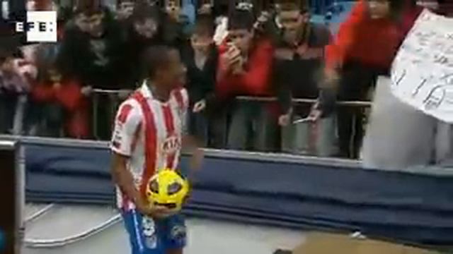 Elías llega al Atlético de Madrid para devolverlo a la Liga de Campeones смотреть онлайн