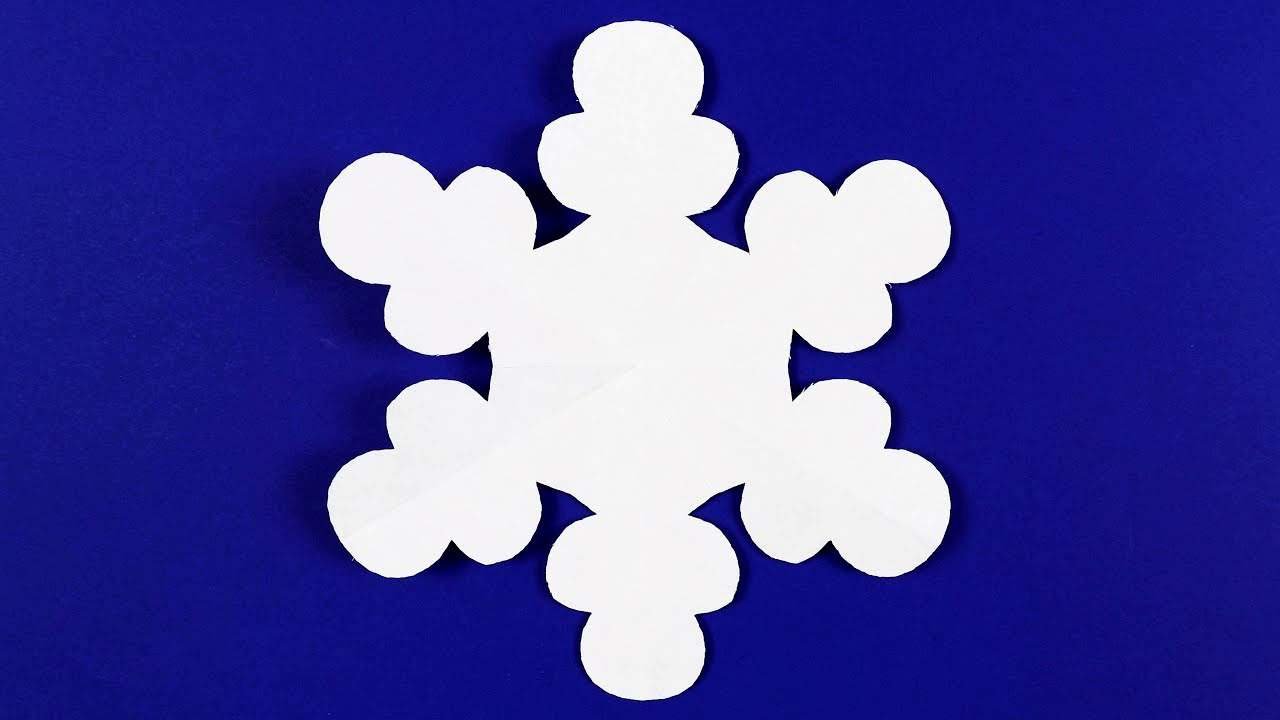 Как сделать снежинку из бумаги своими руками. Красивые снежинки из бумаги смотреть онлайн