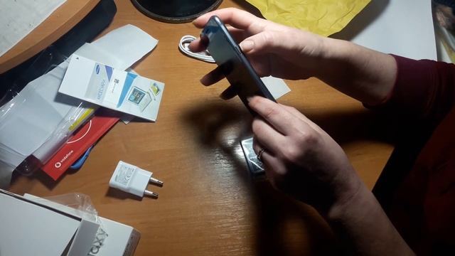 Видео обзор мобильного телефона SAMSUNG GALAXY J3 смотреть онлайн