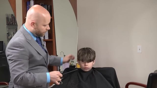 How to Cut Shaggy Bangs for Men : Hair & Grooming Tips смотреть онлайн