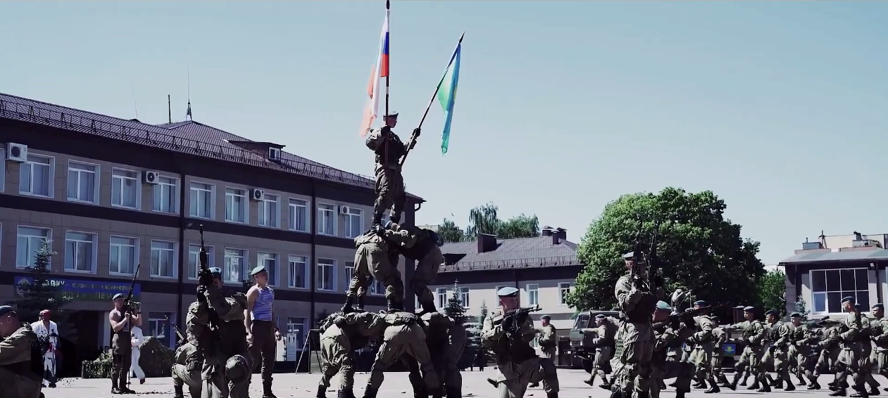 Я русский и этим горжусь смотреть онлайн