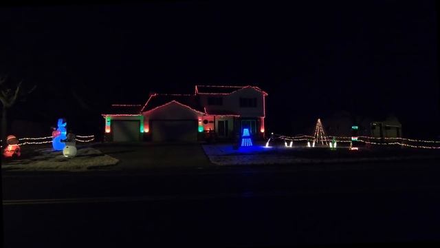 Wizards in Winter - 64 Channel + 16x25 Pixel Tree Light O Rama Christmas Light Show (2020) смотреть онлайн
