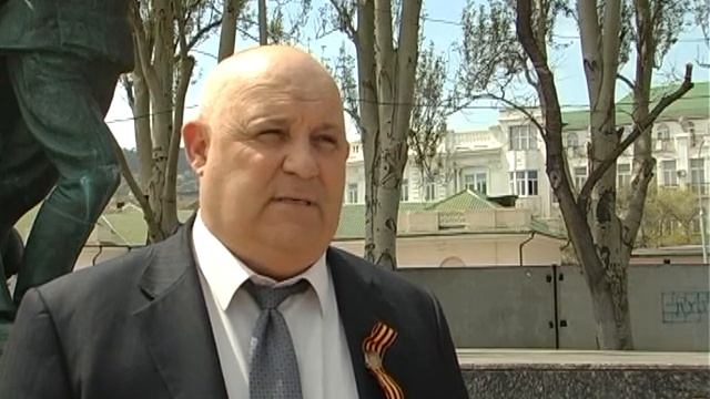 В Феодосии высадили саженец клонированного сталинградского тополя смотреть онлайн