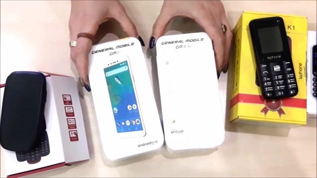 Бюджетные смартфоны и кнопочные телефоны для детей и взрослых смотреть онлайн