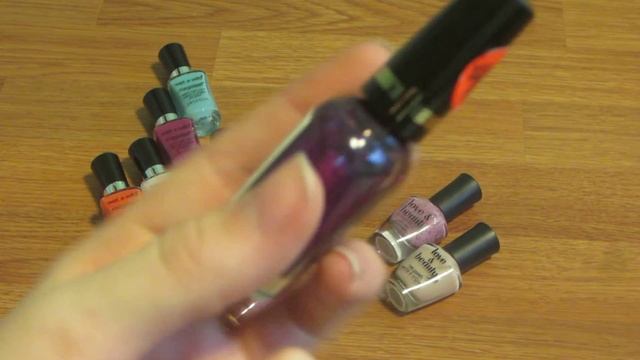 Fabulous Finds Under Five Dollars Nail Polish Edition смотреть онлайн