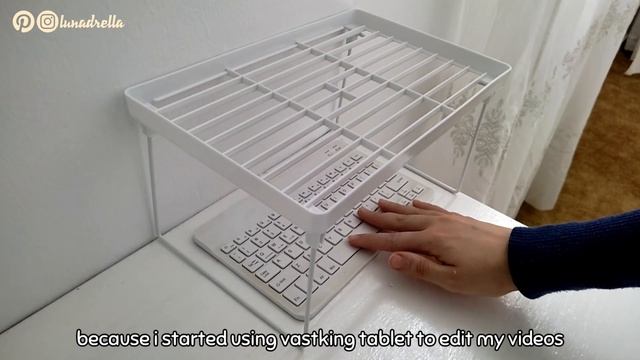Aesthetic Small Desk Makeover / Desk Organization, Pinterest & Korean Inspired I Lunadrella